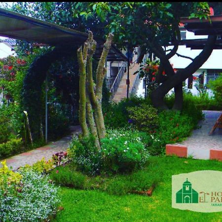Hostal El Parque Табабела Екстериор снимка