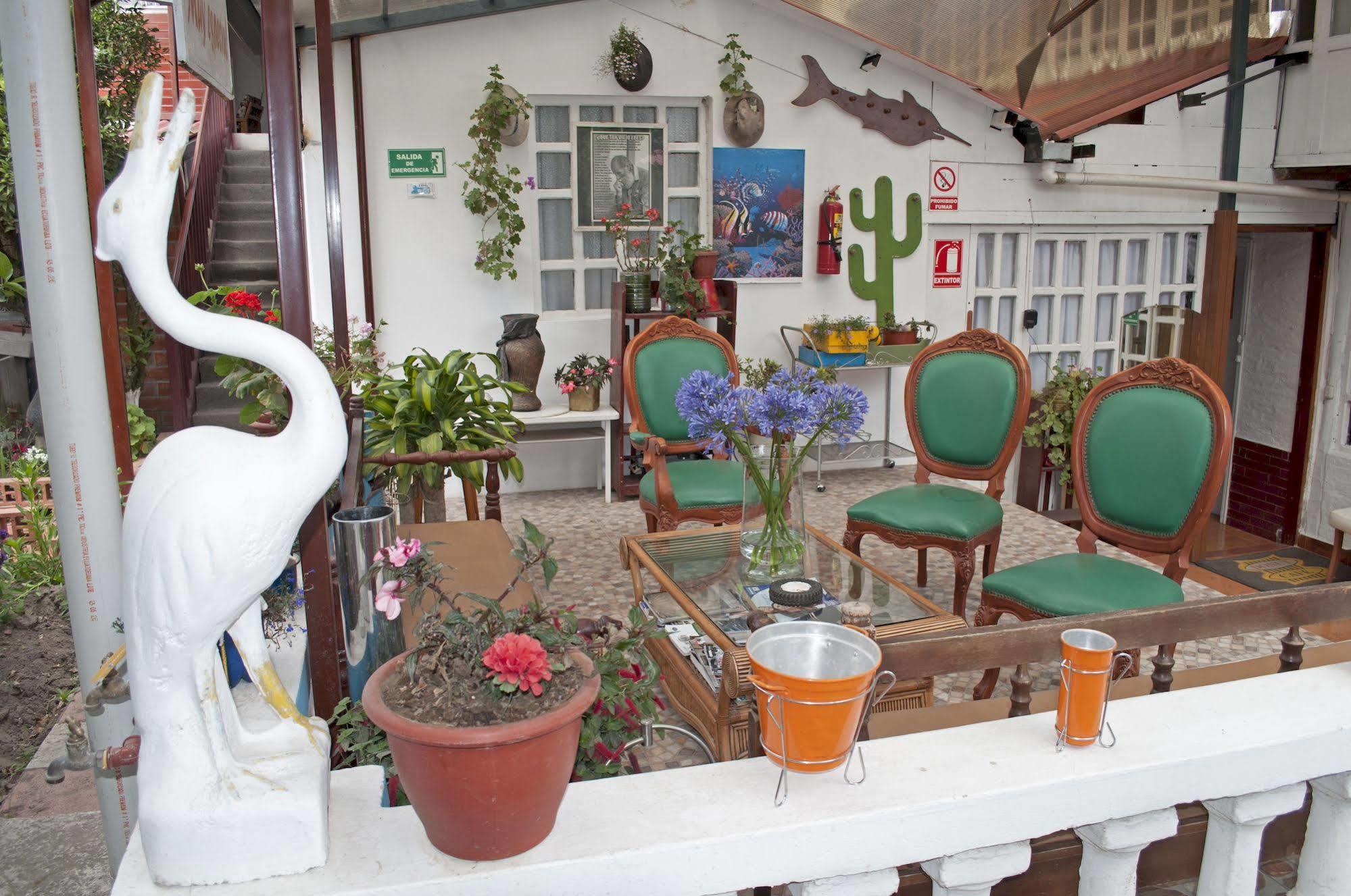 Hostal El Parque Табабела Екстериор снимка