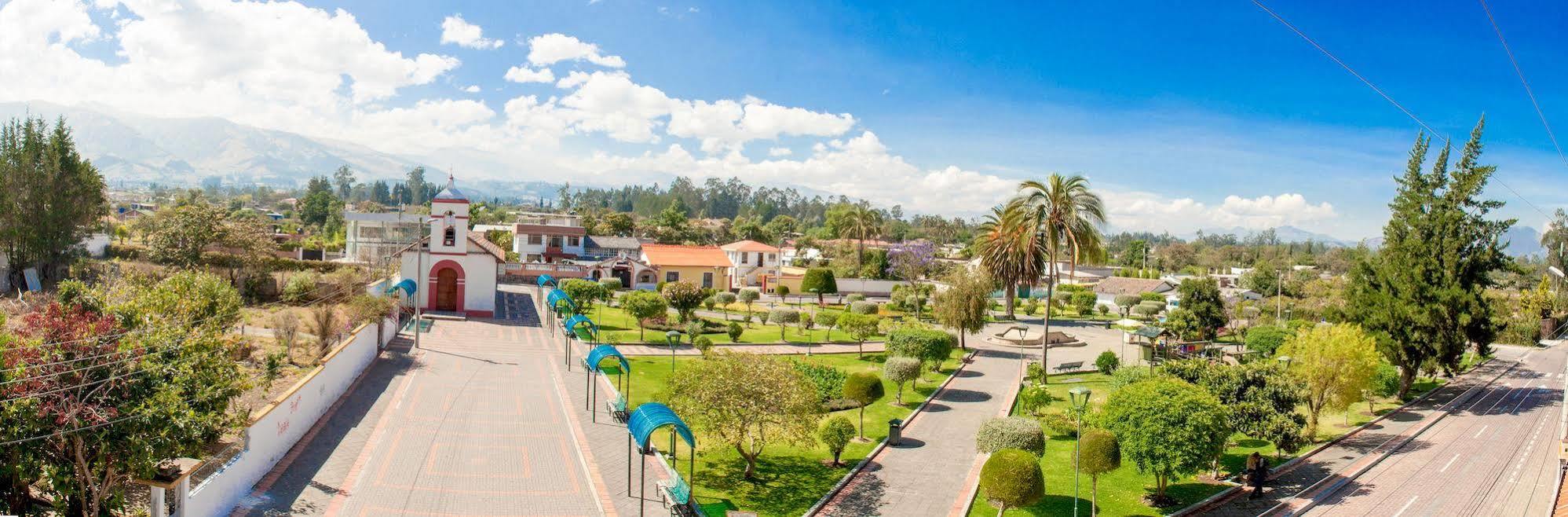 Hostal El Parque Табабела Екстериор снимка